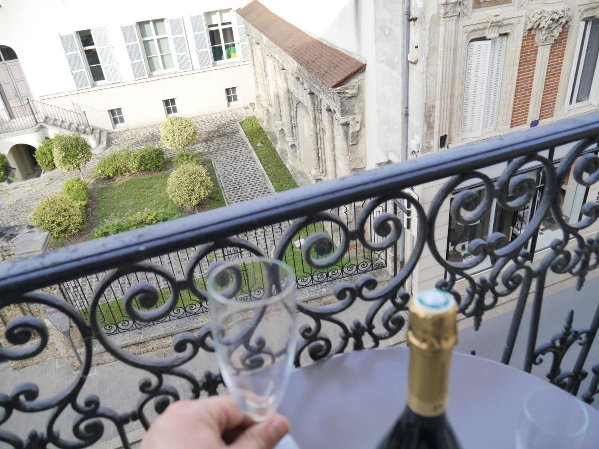 Le Secret De Louise Daire Épernay Dış mekan fotoğraf
